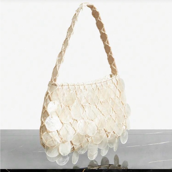 Cream Shell Shoulder Bag - Picture 2 of 5